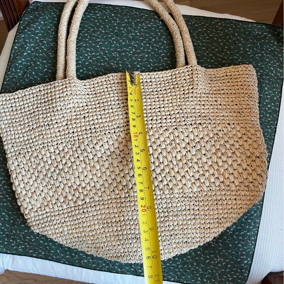 Embroidered Flamingo Raffia Tote - Handmade - Picture 10 of 12